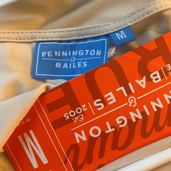 Pennington and Bailes Cream Scoop Neck Long Sleeve Tunic Top | Size M - Picture 6 of 6